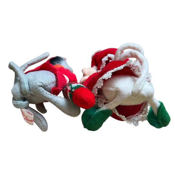 Vintage Annalee Dolls 7" Mouse w/Book & w/Stocking - Picture 4 of 9